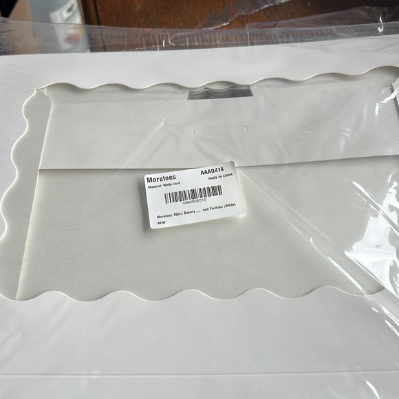 Folders - Picture 3 of 3